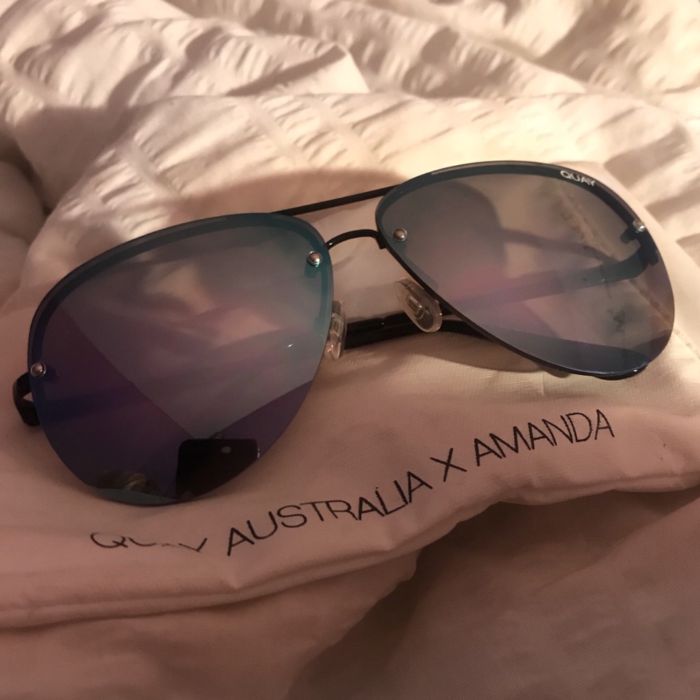 QUAY AUSTRALIA x AMANDA Muse Sunglasses